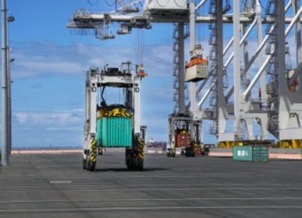Dockside Revolution: The Advancements and Challenges of Container Port Automation