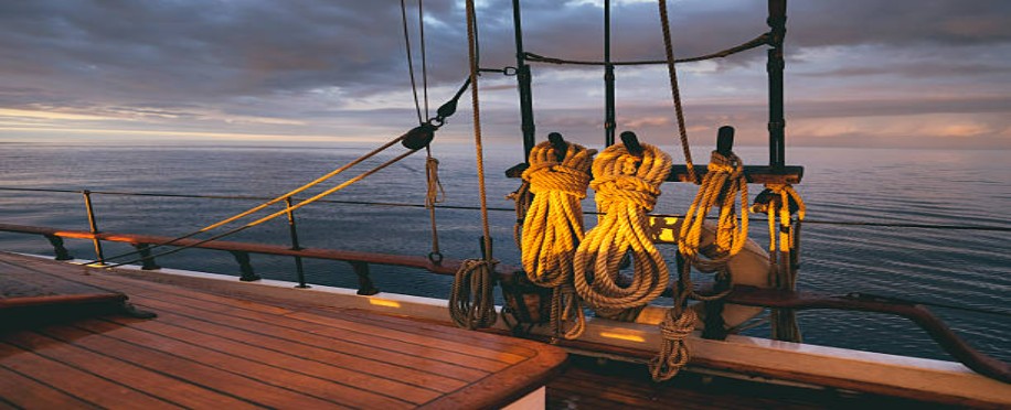 Traditional Sea Navigation - Essentials Every Seafarer Must Know