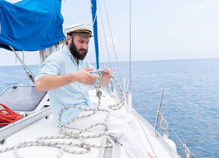 Expert Guide: How to Choose the Best Maritime Courses in London