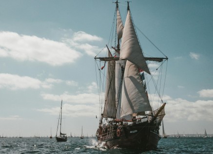 maritime law courses in uk
